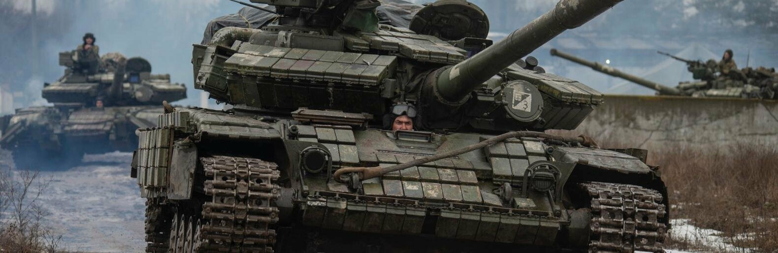Підрозділи ракетних військ і артилерії уразили пункт управління, 3 райони зосередження живої сили та склад боєприпасів противника, - Генштаб 