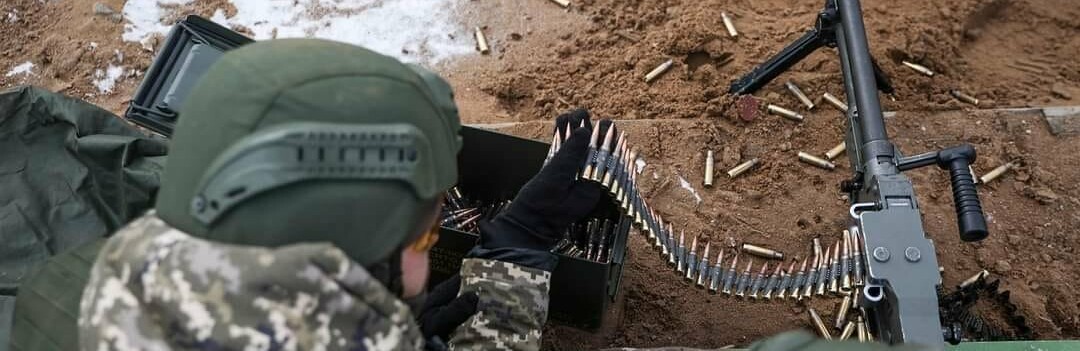 Авіація Сил оборони за добу завдала 12 ударів по районах зосередження особового складу та військової техніки окупантів,  а також 2 удари по зенітно-ракетних комплексах та 1 - по складу боєприпасів противника