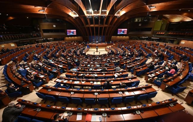 ПАРЄ першою визнала росію терористом: що це за статус і чи будуть наслідки