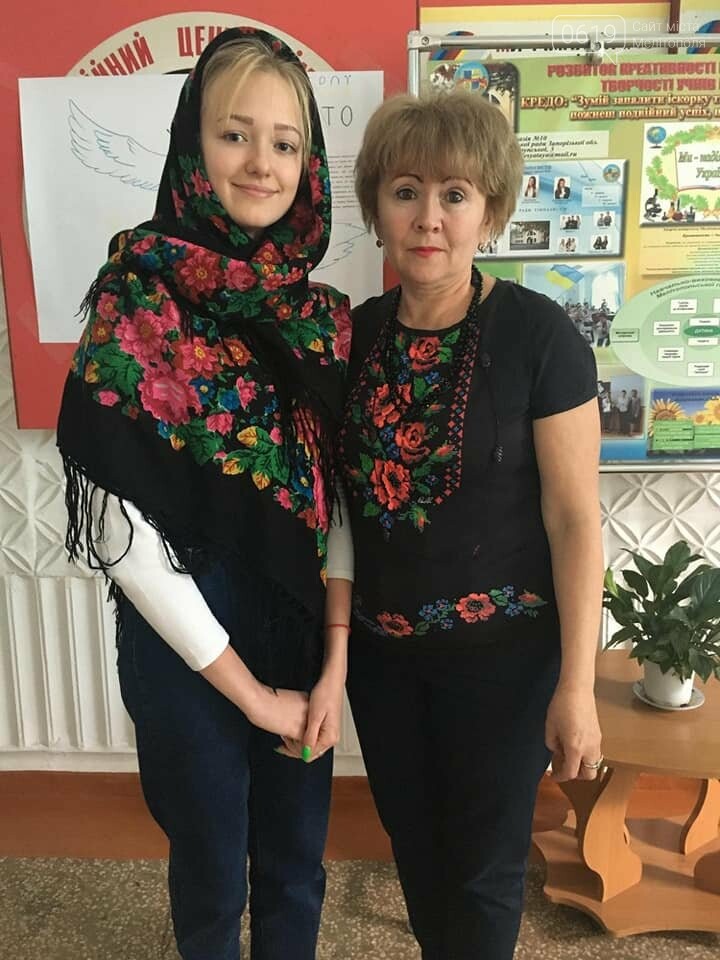 У Ирины Вольнюк есть несколько вышиванок У Ирины Вольнюк есть несколько вышиванок
