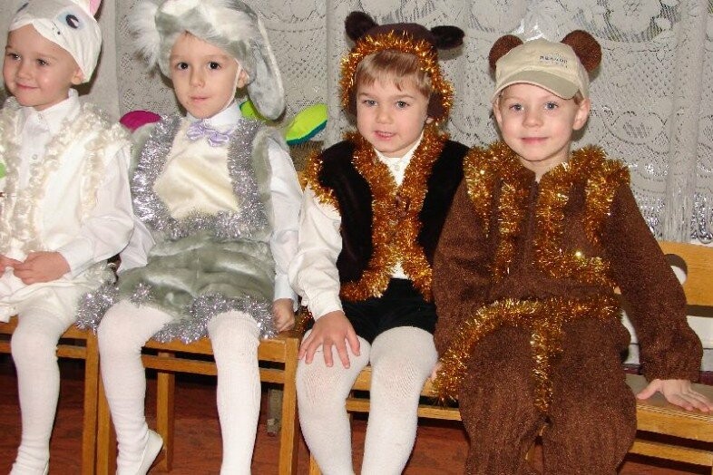 смешные костюмы для детских утренников. костюм на новый год для утренника. детский утренник костюм. детский утренник костюм. костюмы на утренник в детский сад.