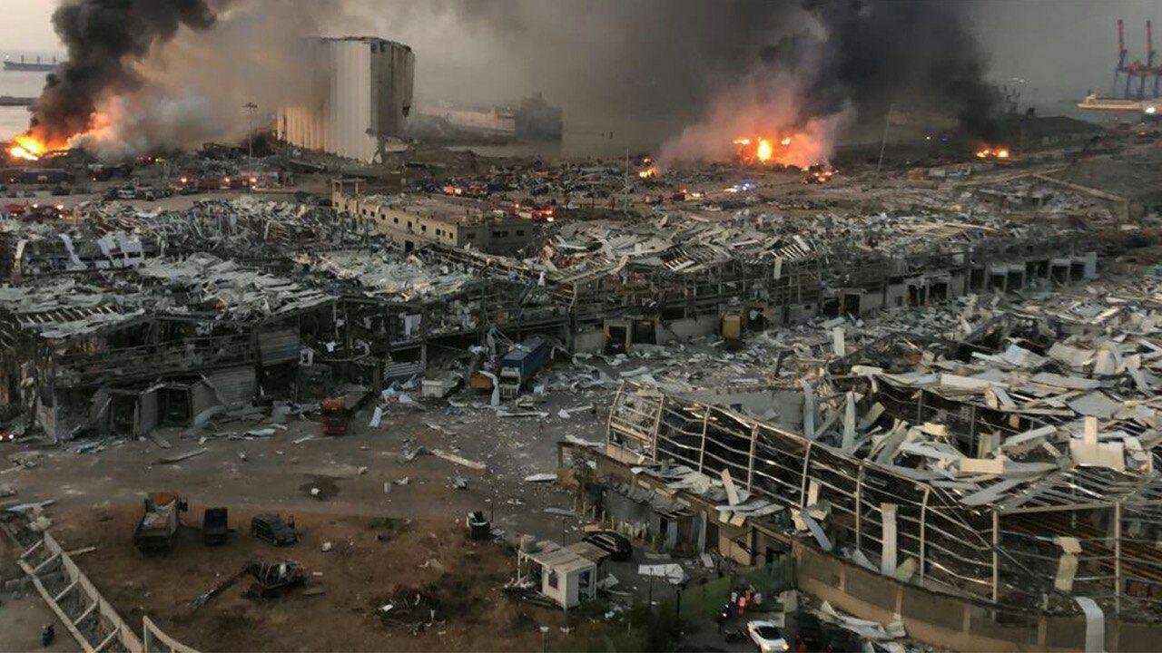 Фото с последствиями взрыва в Бейруте