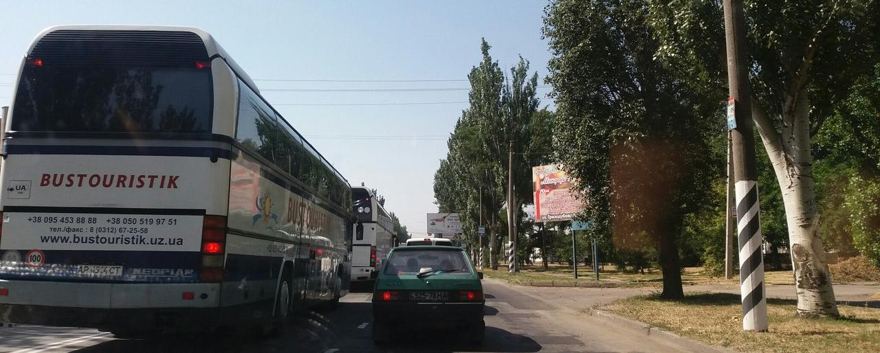 Пассажирам туристического автобуса стало плохо из-за жары Пассажирам туристического автобуса стало плохо из-за жары, Богданова Юлия